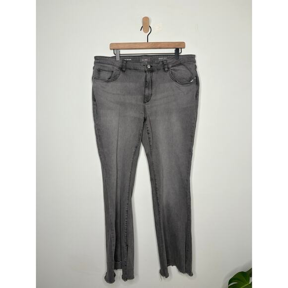 DL1961 Bridget Bootcut Jeans Plus Size 20W Gray Light Tornade Denim Split Hem - Picture 3 of 10